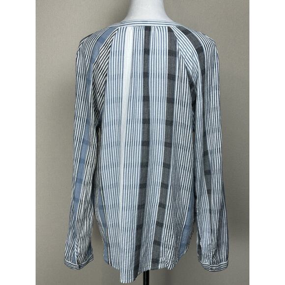 Women's Large Lucky Brand Blue Striped Long Sleeve Blouse Top V-Neck Casual - Picture 6 of 15